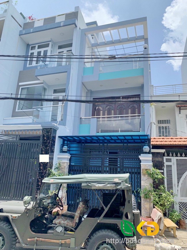Bán nhà 2 lầu mặt tiền đường nhựa 6m KDC Phú Thuận Quận 7.